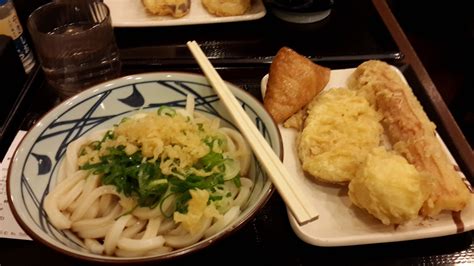 新宿ランチ 安い 学生 ～新宿のランチ事情を徹底解剖～